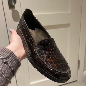 Stuart Weitzman brown leather loafers